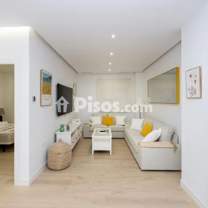 Piso en alquiler en Centro - Foto 1