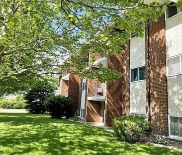 Suncoast Heights - ALL INCLUSIVE | 63 Suncoast Drive East, Goderich - Photo 1