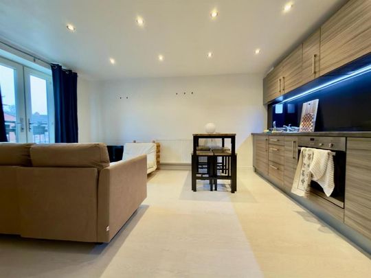 2 bedroom townhouse to rent - Photo 1