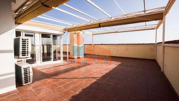 ATICO EN PLAZA DE LA IGLESIA | 2.500 €, 139 m² - Photo 1