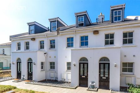 4 bedroom end of terrace house to rent - Photo 4