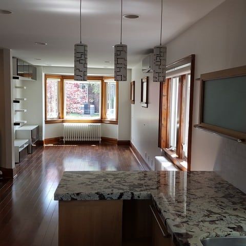 Three bedroom detached home for rent East York - Photo 1