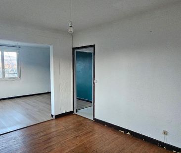 Location Maison 6 pièces 130m² PRIVAS 07000 - Photo 2