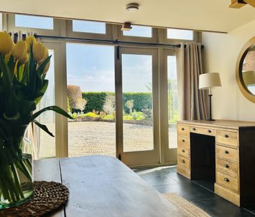 North Lane - Photo 3