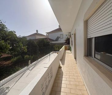 House T3 in Almancil, Loulé - Photo 2