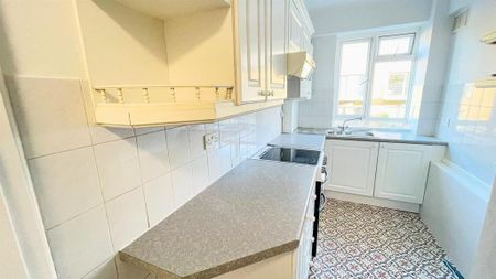 2 bedroom flat to rent - Photo 5