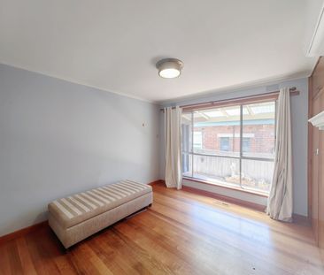 21 Tamar Grove, Oakleigh VIC 3166 - House For Rent | Domain - Photo 6