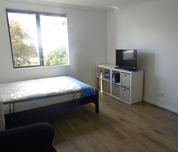 Studio Available at Madison on Symonds - Photo 3