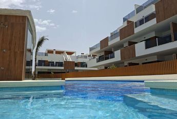 2 room luxury Apartment for rent in Pilar de la Horadada, Spain