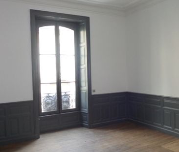Location Appartement 2 pièces 65m² AURILLAC 15000 - Photo 5