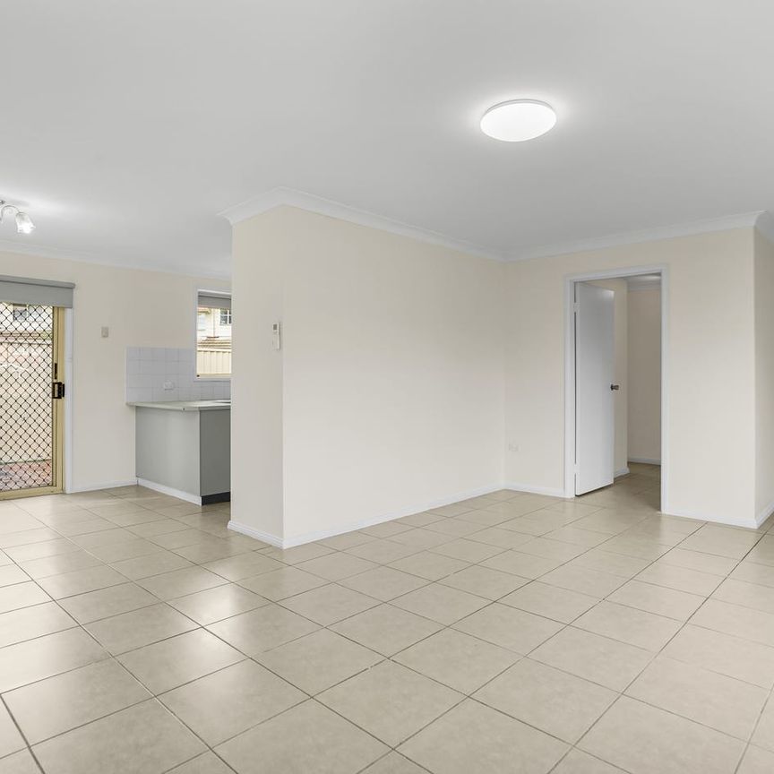 Immaculately Presented Villa in Prime Quakers Hill Location ! - Photo 1