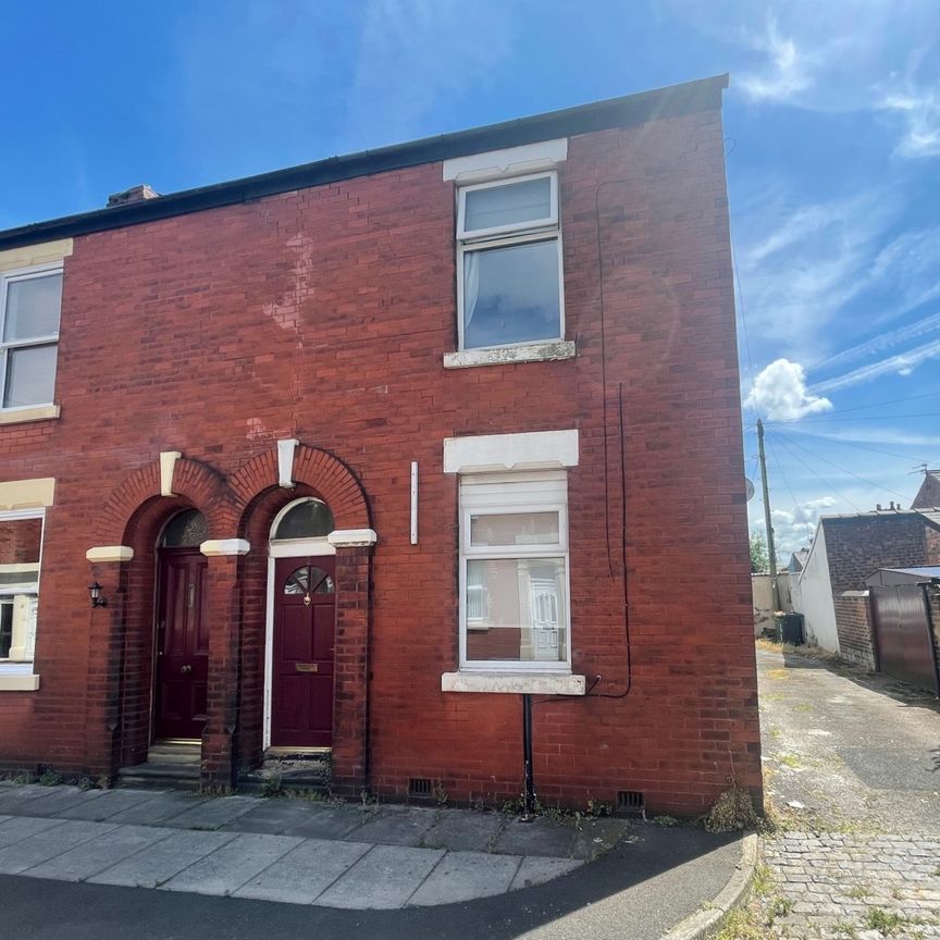 Hanbury Street, Ashton-On-Ribble - Photo 1