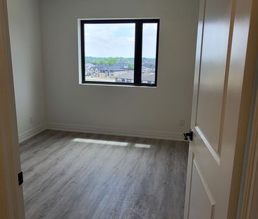 For Lease - 7337 Meo Boulevard Unit# 620, LaSalle, Ontario - Photo 3