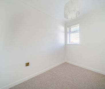 2 bedroom house to rent - Photo 1