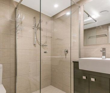 Spacious & Convenient Studio Apartment - Photo 4