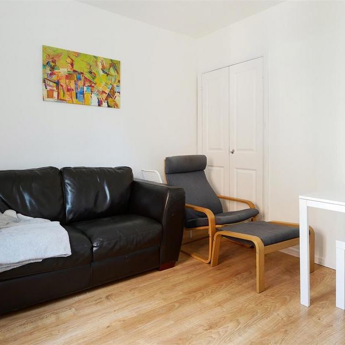 4 bedroom house to rent - Photo 1