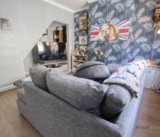 2 BEDROOM House - Mid Terrace - Photo 2