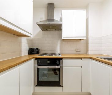 3 bed flat to rent in Dinsdale Road, Sandyford, NE2 - Photo 4