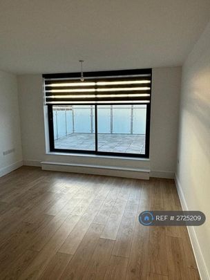 3 bedroom penthouse to rent - Photo 1