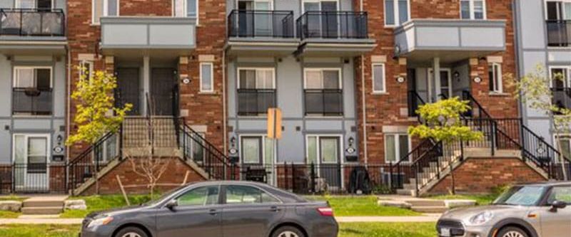 2 Bedroom Townhouse For Rent - Photo 1