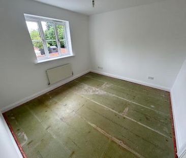 Heather Close, Burton Upon Trent, Branston, DE14 - Photo 2