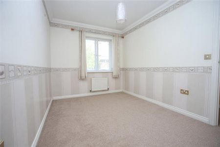 5 bedroom detached house to rent - Photo 3
