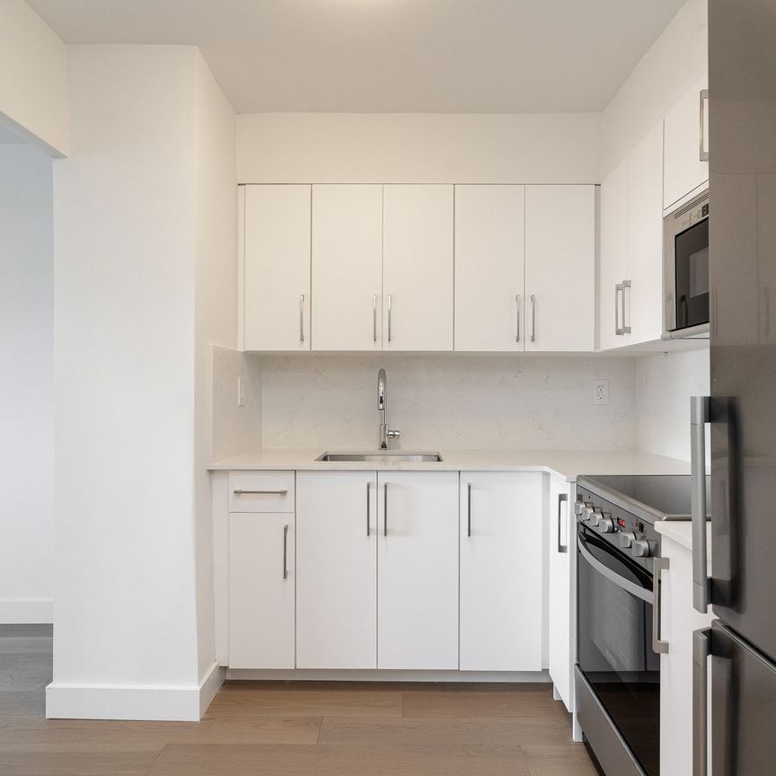 230 Oak Street - Photo 1