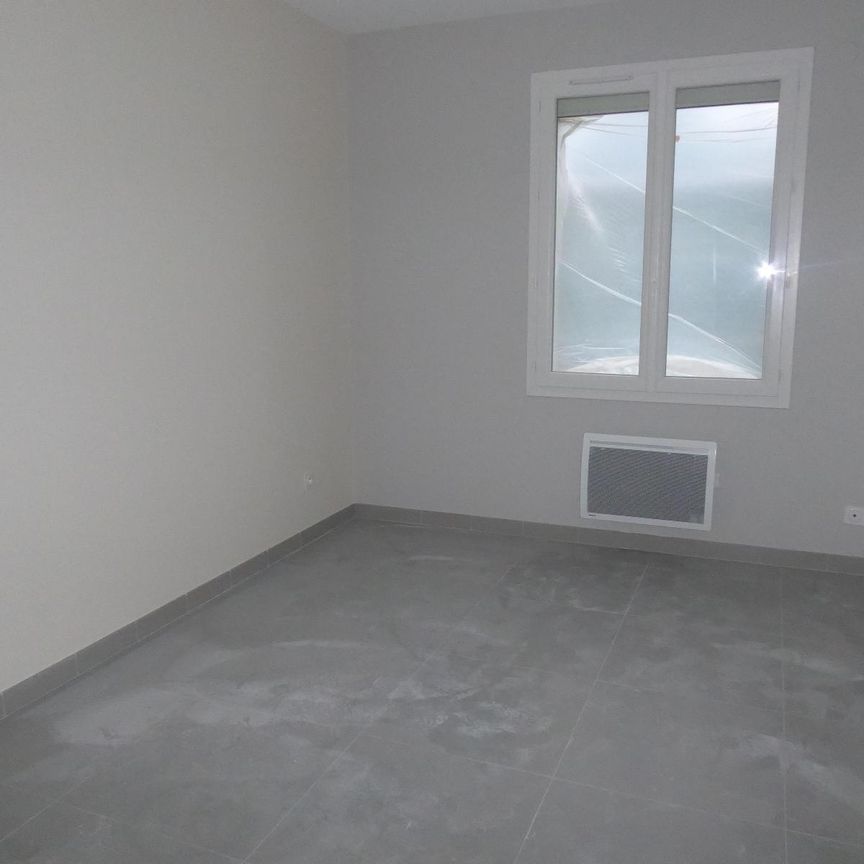 Location Appartement 3 pièces 64m² AUBENAS 07200 - Photo 1