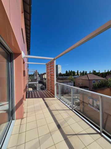 Location Appartement 2 pièces 50m² MACON 71000 - Photo 5