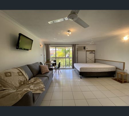 38/259 Sheridan Street, Cairns North, Qld 4870 - Photo 2