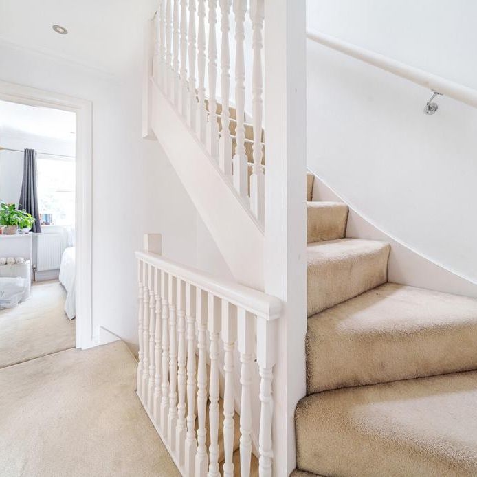 4 bedroom semi-detached house to rent - Photo 1