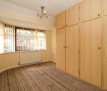 3 bedroom semi-detached house to rent - Photo 5