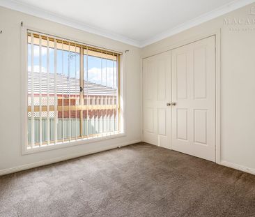 Spacious and Low-Maintenance Living in a Prime Location - Photo 3