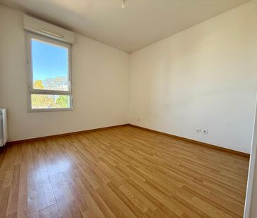 Location Appartement 3 pièces 67m² ST SEBASTIEN SUR LOIRE 44230 - Photo 3