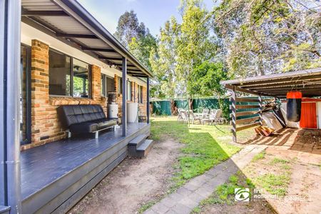 Lovely family home! - Photo 2