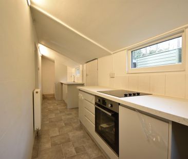 2 bedroom detached house to rent - Photo 2