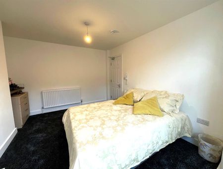 Room 1, Alexandra Road, Doncaster - Photo 2