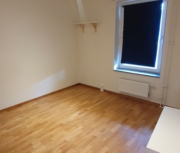 Stenkvistavägen, Bandhagen - Photo 3