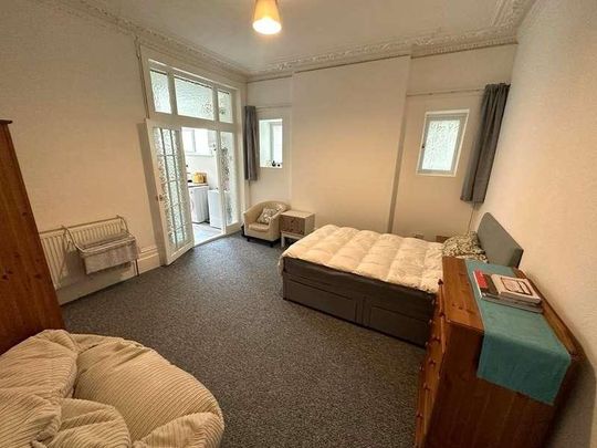 York Road, Southend-on-sea, SS1 - Photo 1