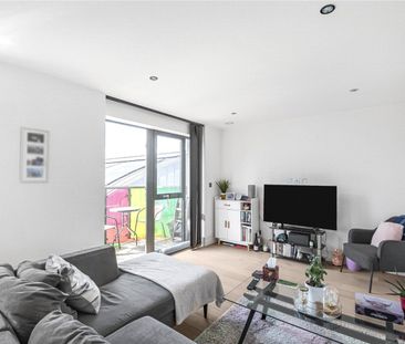 Bicycle Mews, London, SW4 - Photo 6