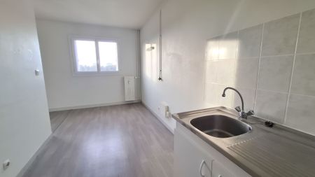 T2 de 52 m² refait à neuf avec belle pièce à vivre – Tours sud - Photo 3