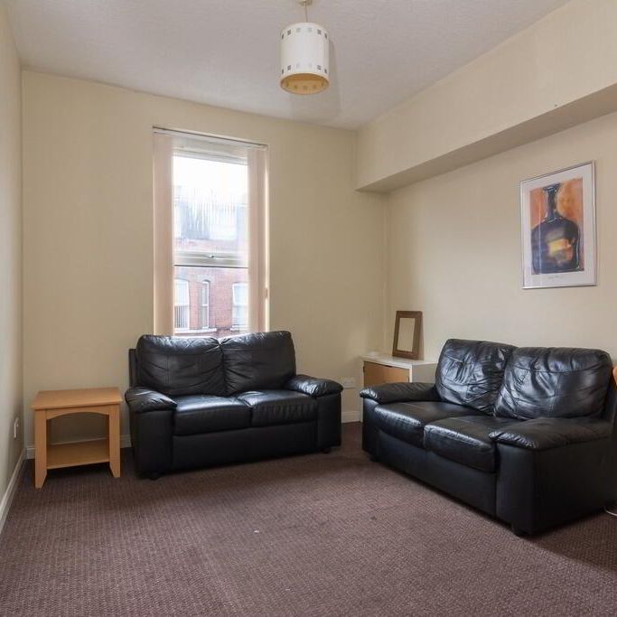 Flat 2, 43 Wellesley Avenue, Belfast, BT9 6DG - Photo 1