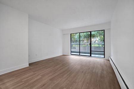 Renaissance On Shaw - Photo 3