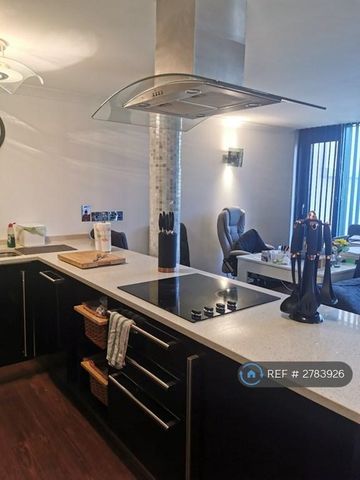 2 bedroom flat to rent - Photo 5