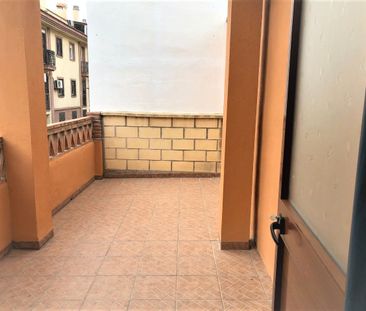 Piso de alquiler en Centro - Photo 1