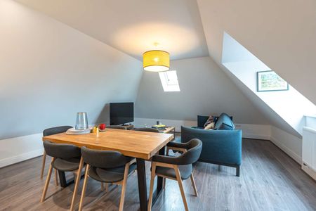 The Gables, 6 Cumnor Hill, Oxford, Oxfordshire, OX2 - Photo 2