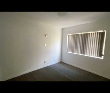 Cosy Home in Double Grammar Zone - Photo 2