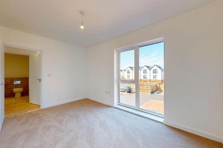 2 bedroom apartment to rent - Photo 4