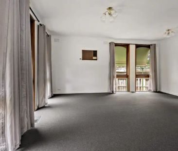 19 Karingal Drive, Frankston VIC 3199 - Photo 4