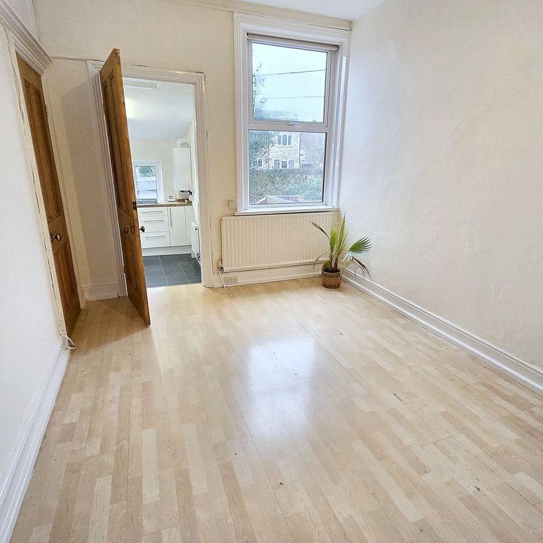 2 bed upper flat to rent in NE46 - Photo 1